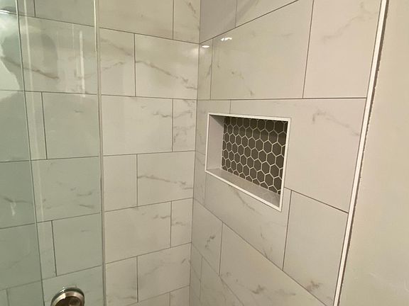 4th image of 4905 Strickland Ave