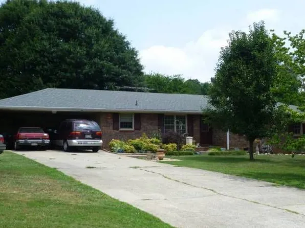 26 Kenwood Ln, Cartersville, GA 30121