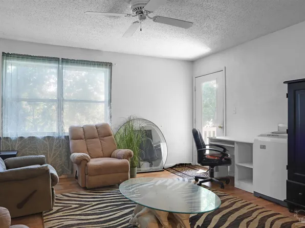 611 Colonial Dr APT 6, Fort Walton Beach, FL 32547