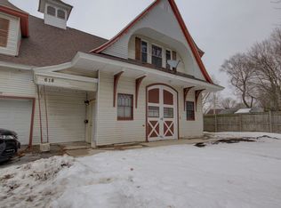 618 E 15th St, Davenport, IA 52803