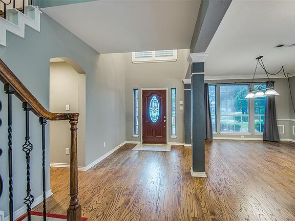 4th image of 8809 Stone Wall Ct