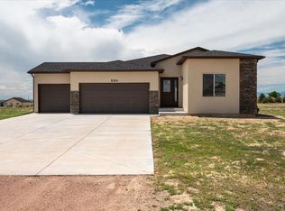 550 E Chaunsey Dr, Pueblo West, CO 81007