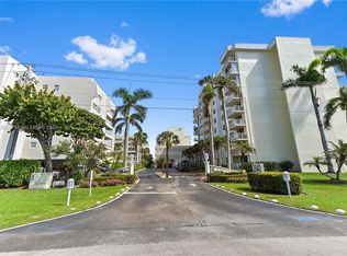 3540 S Ocean Blvd APT 212, South Palm Beach, FL 33480