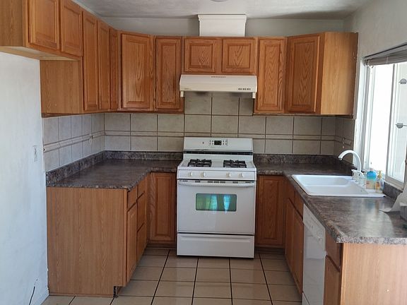 2nd image of 17071 Teak Ct