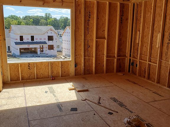 3rd image of 207 Konrad Court Lot 7