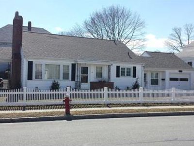 360 Wood St, New Bedford, MA, 02745