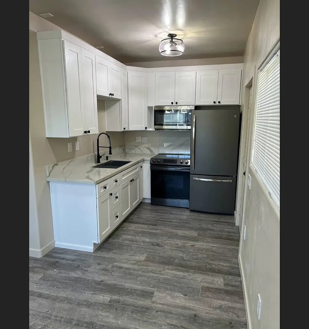 1 bed, 300 sqft, $2,000 — Photo 1