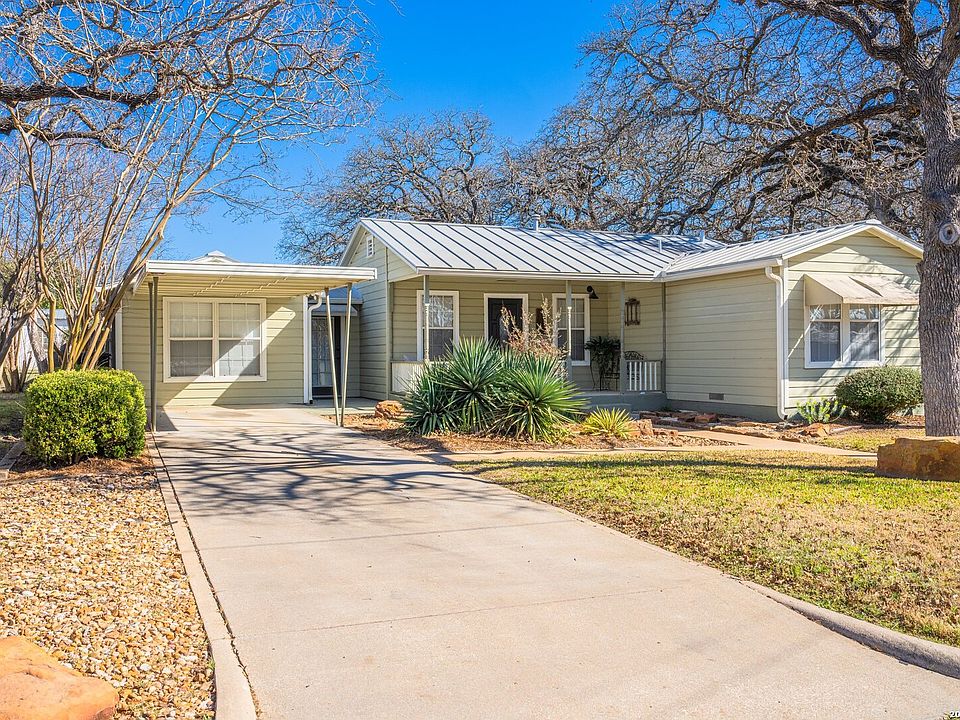 1st image of 110 Beverly Drive
