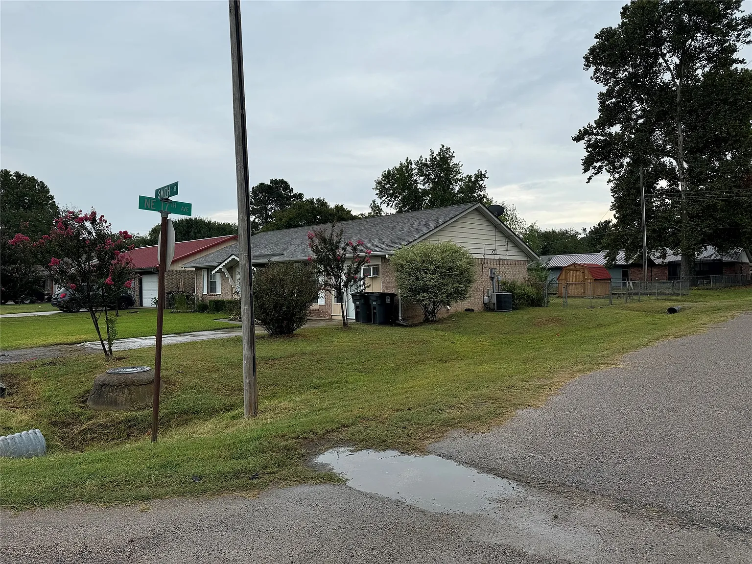 3 bed, 2.5 bath, 1592 sqft, $1,500 — Photo 2