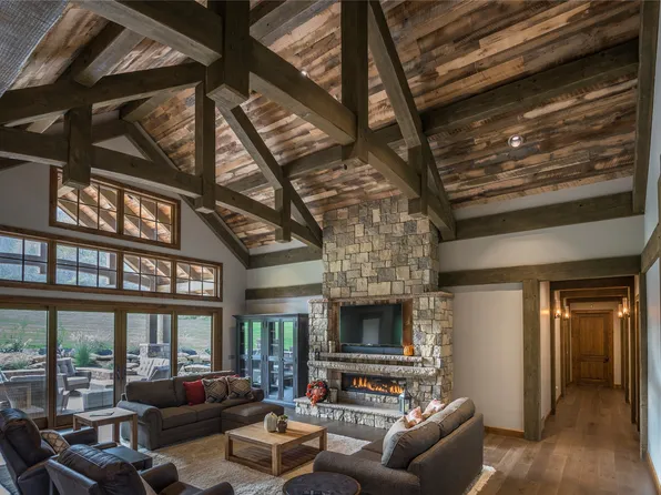 5425 Cooks Hwy, Florence, MT 59833