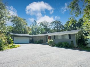 251 Windtree St, Torrington, CT 06790