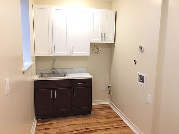 2nd image of 535 Parkside Ave #1OO