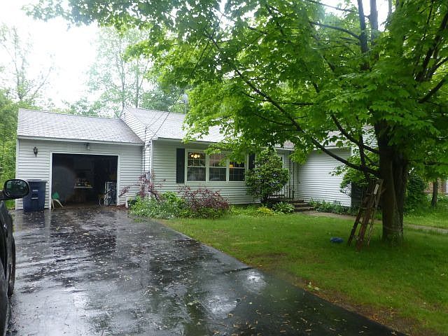 1st image of 40 Atherton Ave