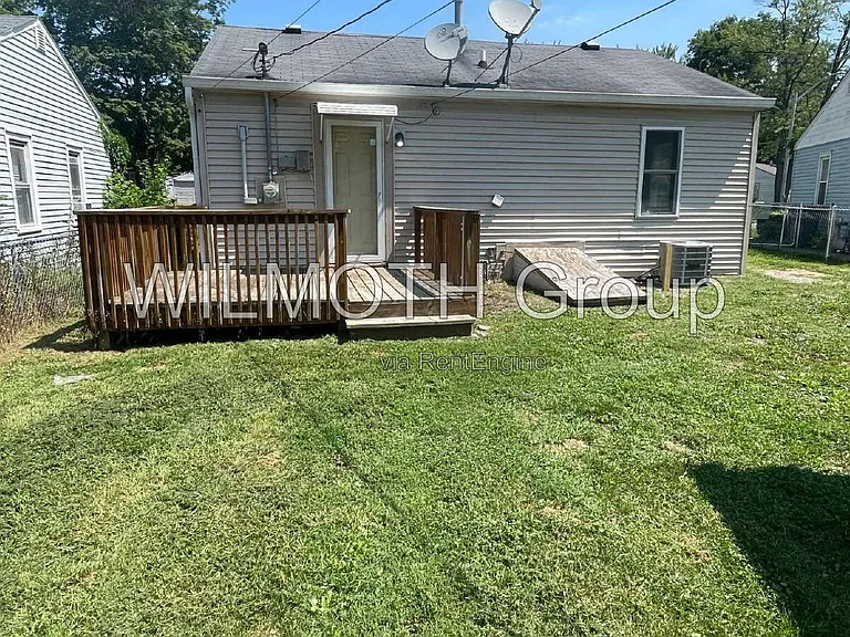 5819 Greenfield Ave — Photo 11