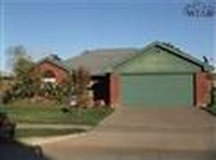 5331 Long Leaf Dr, Wichita Falls, TX 76310