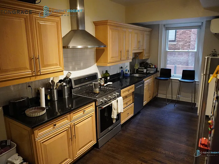 534 W Stratford Pl #2E — Photo 32