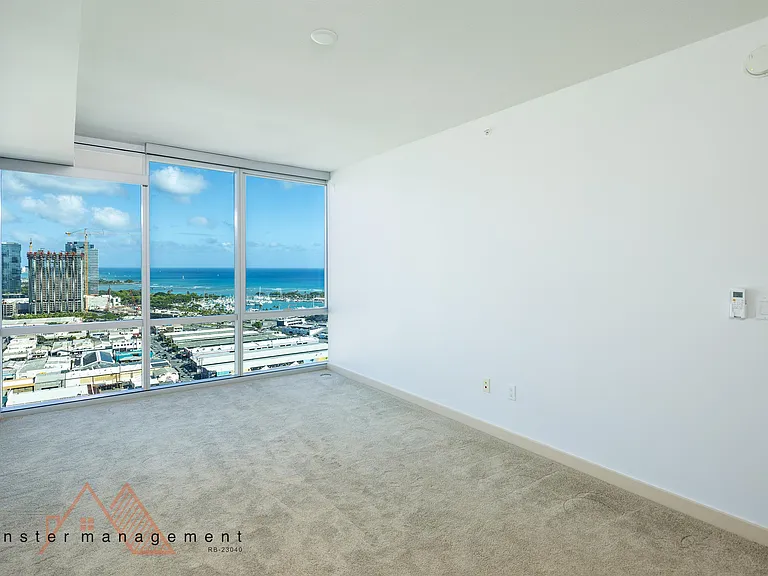 555 South St #3004 — Photo 8