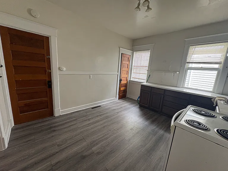 1855 Eastern Pkwy #1 — Photo 8