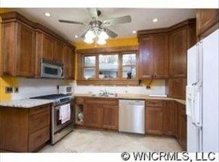 356 S Broad St, Brevard, NC 28712