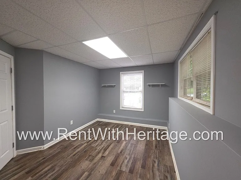 1550 Cedar Hl — Photo 44
