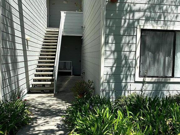 2nd image of 2617 Willowbrook Ln Unit 88