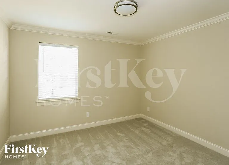 1242 Pless St NW — Photo 13