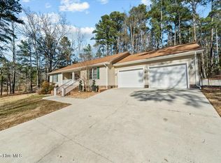 105 Woodside Dr, Rockingham, NC 28379