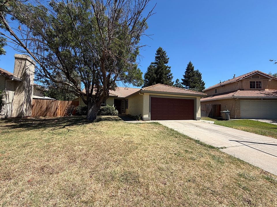 1st image of 1384 Somerset Dr