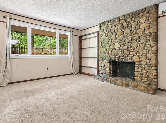 3rd image of 94 W Ridge Rd