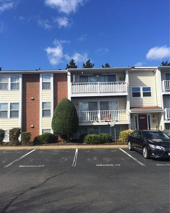 1st image of 8420 Obannon Ct #4