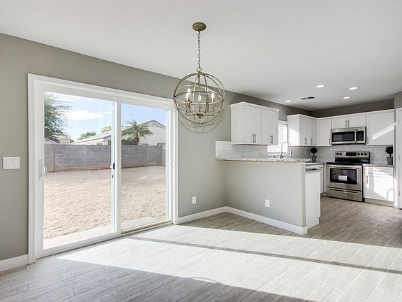 5th image of 12505 W Willow Ave