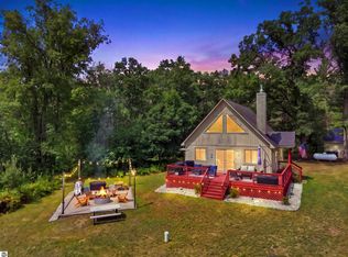 1393 Twin Lakes Rd, Marion, MI 49665