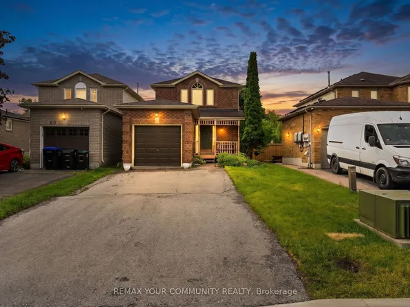 82 Ondrey St, Bradford West Gwillimbury, ON L3Z 2X1