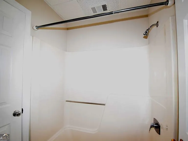 1421 Peachtree St NE #307 — Photo 12