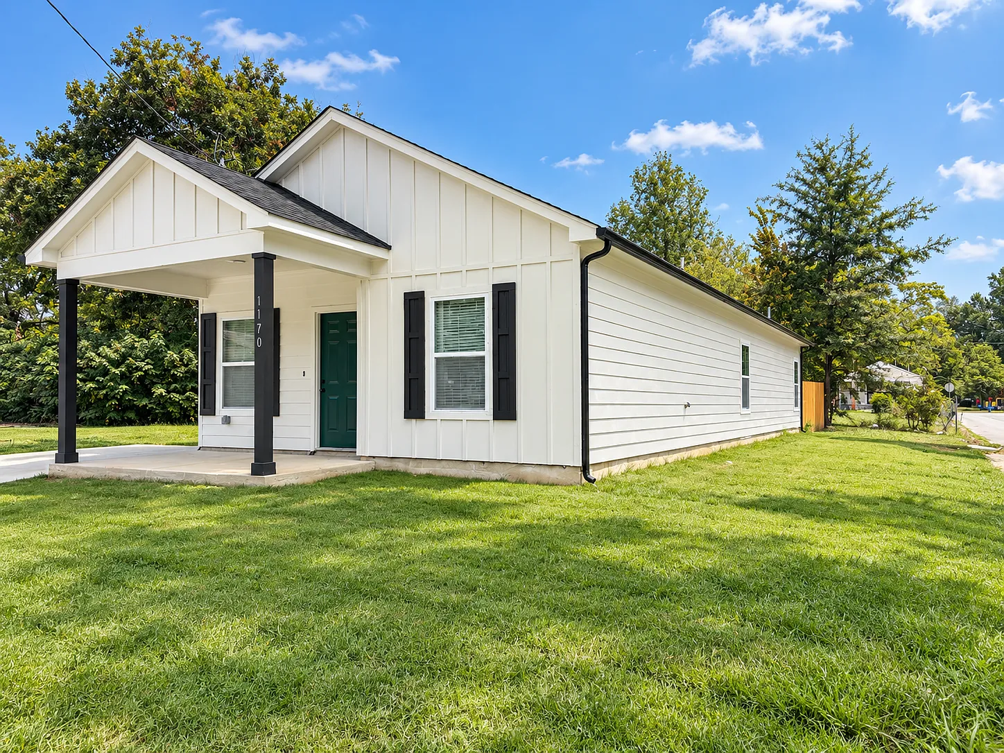 3 bed, 1279 sqft, $1,450 — Photo 3