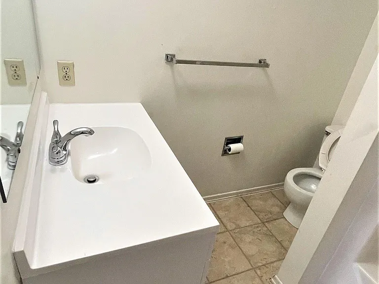 2419 Beechwood Blvd #B — Photo 44