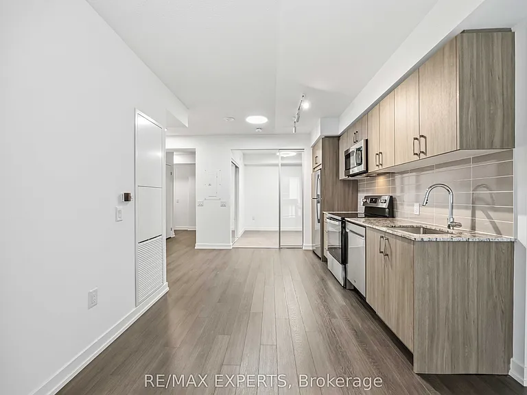 4010 Eglinton Ave W #320 — Photo 18