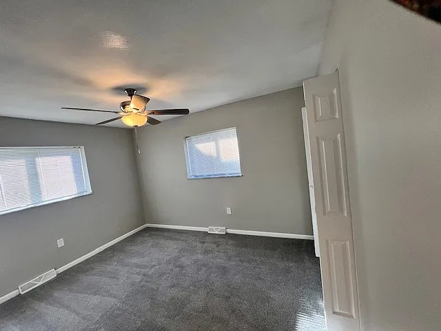 Southgate Manor Apartments — Photo 9