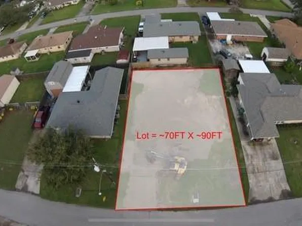 414 Spruce St, Norco, LA 70079