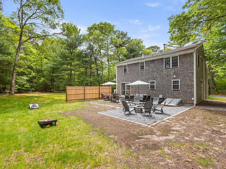 10 Kristina Ln — Photo 7