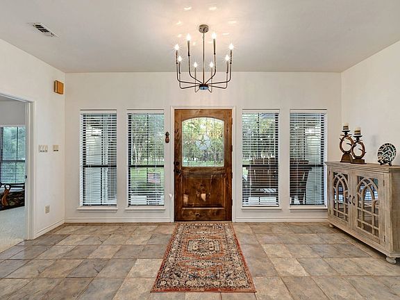 4th image of 620 Avenida Serena