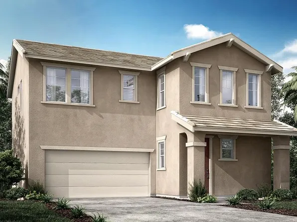 3002 N Creekside Street, Visalia, CA 93291