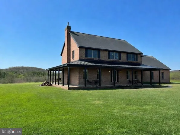 57 Mahanoy Valley Rd, Duncannon, PA 17020