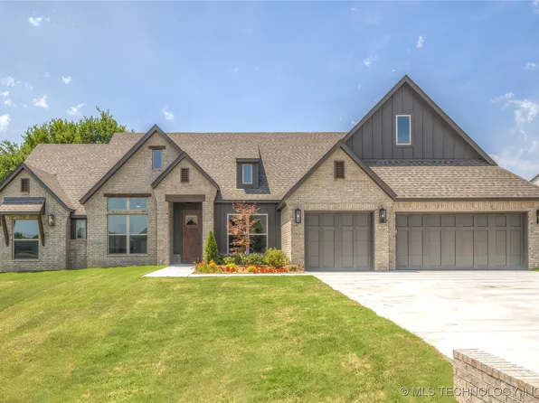 1820 E 44th St S, Sand Springs, OK 74063