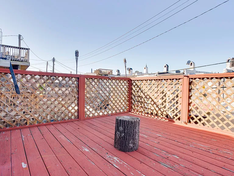 500 S East Ave — Photo 32
