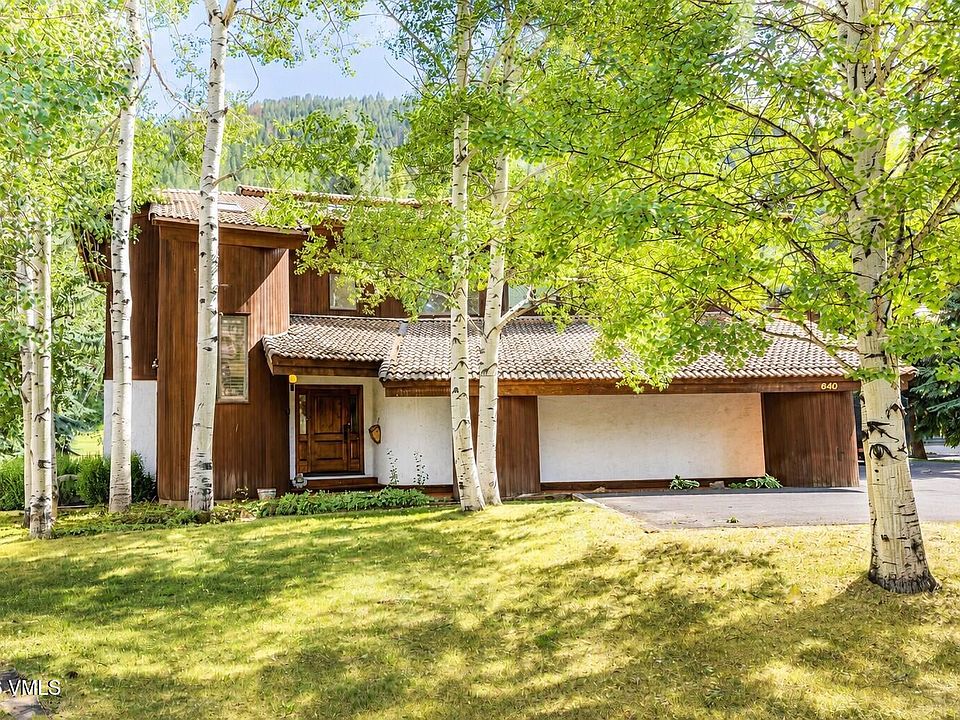 1st image of 640 Stone Creek Dr #B
