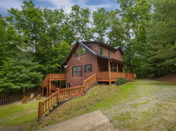 120 Pasha Dr, Ellijay, GA 30540