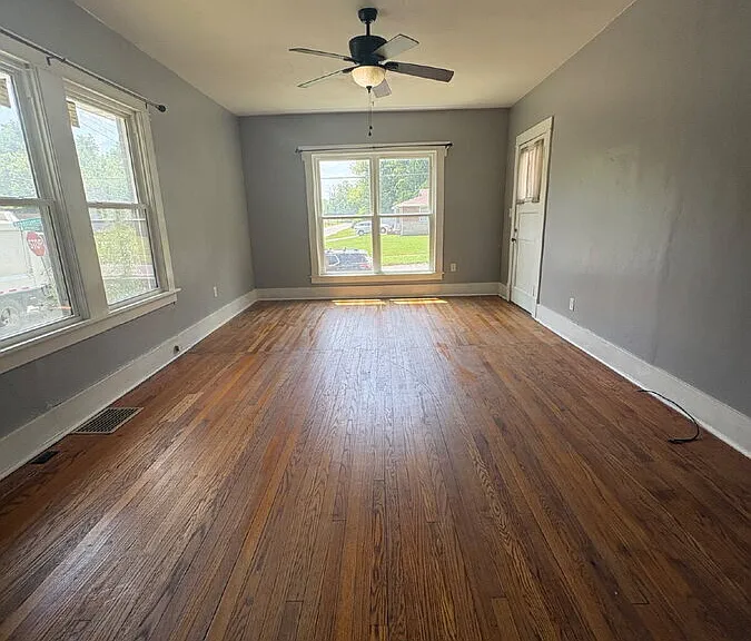 1202 Jefferson Ave — Photo 6