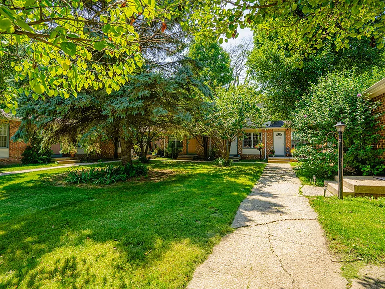 801 Carla Dr #2 — Photo 3