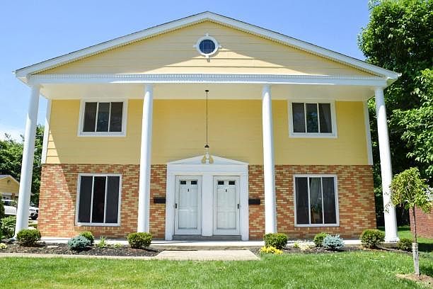1st image of 103 Cowan Dr APT 1